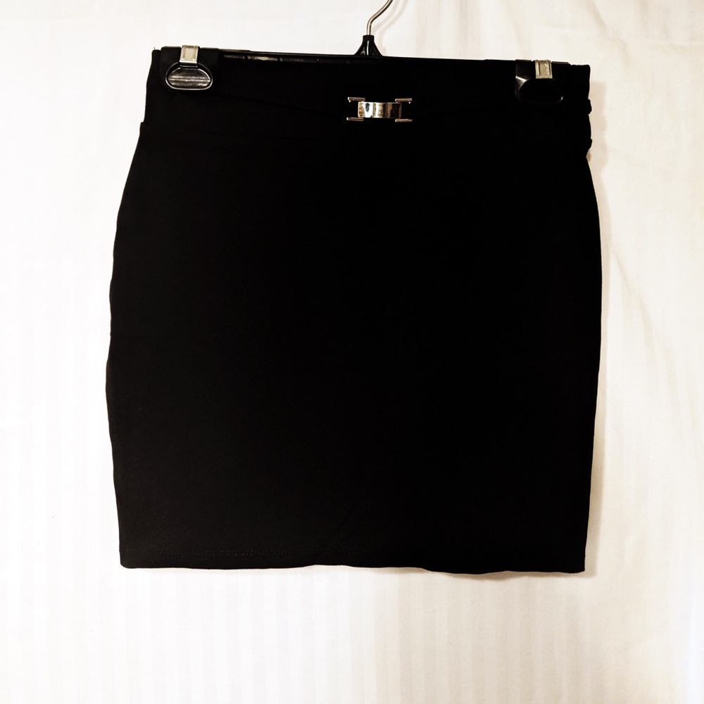 Iris Mini Pencil Skirt With Buckle